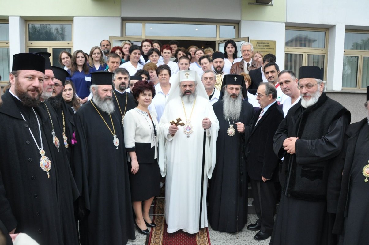 Despre Providenţa II şi Ziarul Lumina, după 20 de ani 335035