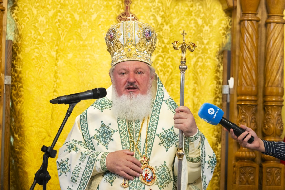 Sărbătoare la mănăstirea bucureșteană închinată sfinților din neamul nostru 335248