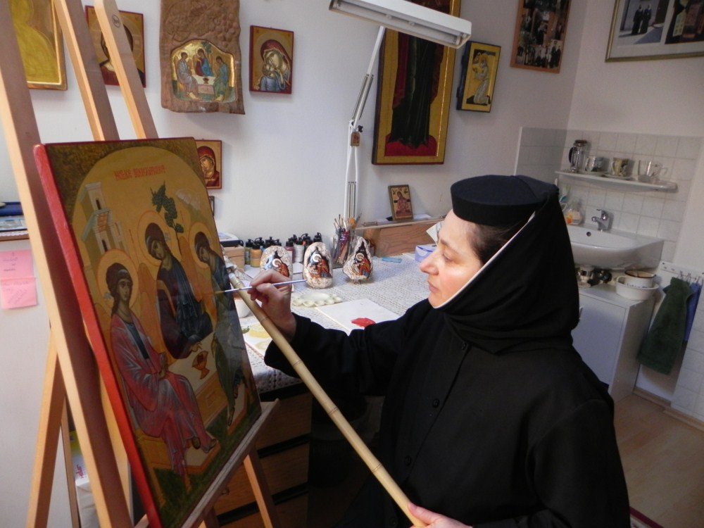 „Trăim într-o atmosferă pur românească” 334419