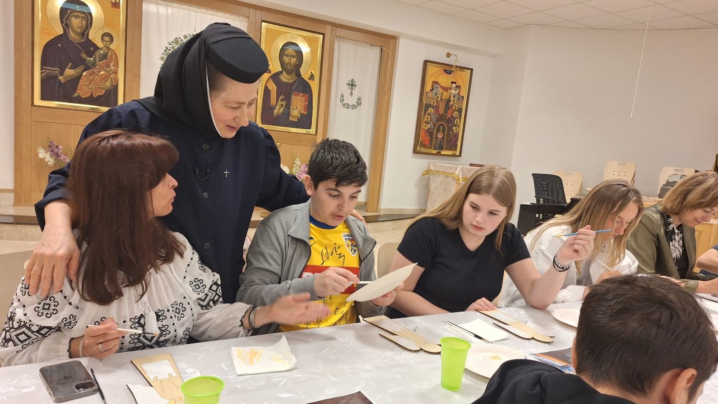 „Trăim într-o atmosferă pur românească” 334423