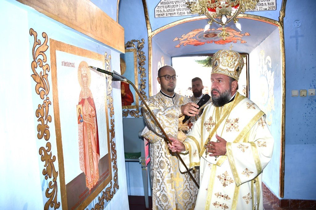 Înnoire și binecuvântare în Parohia Petnic din Banatul Montan 335301