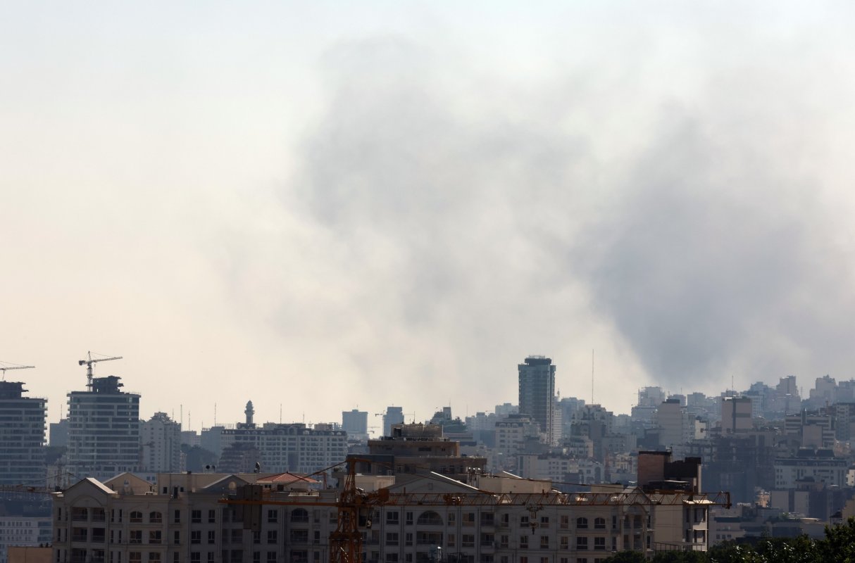 Statele Unite ale Americii au lovit trei instalații nucleare iraniene 335176