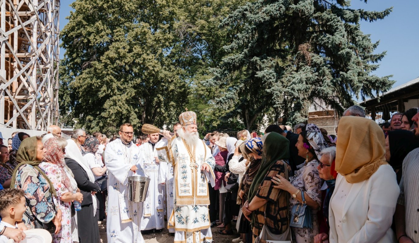 Zile de prăznuire luminoasă în cetatea Sucevei 335294