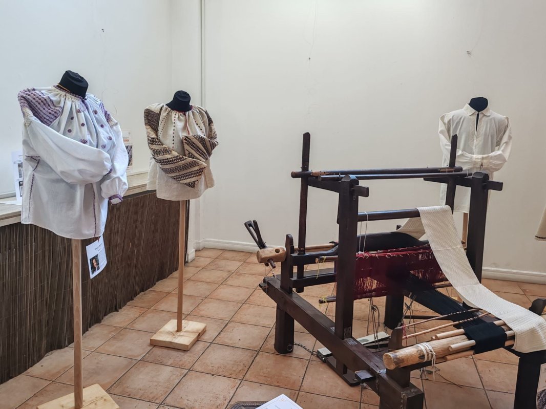 Iile de la „Șezătoarea Vatra Satului” 335326