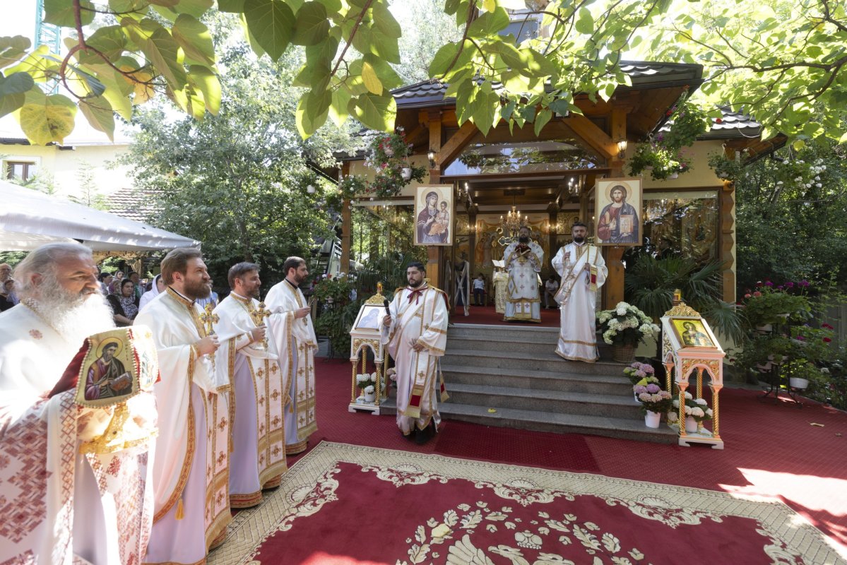 Modelul Botezătorului Ioan evidențiat la Paraclisul Catedralei Naționale 335425