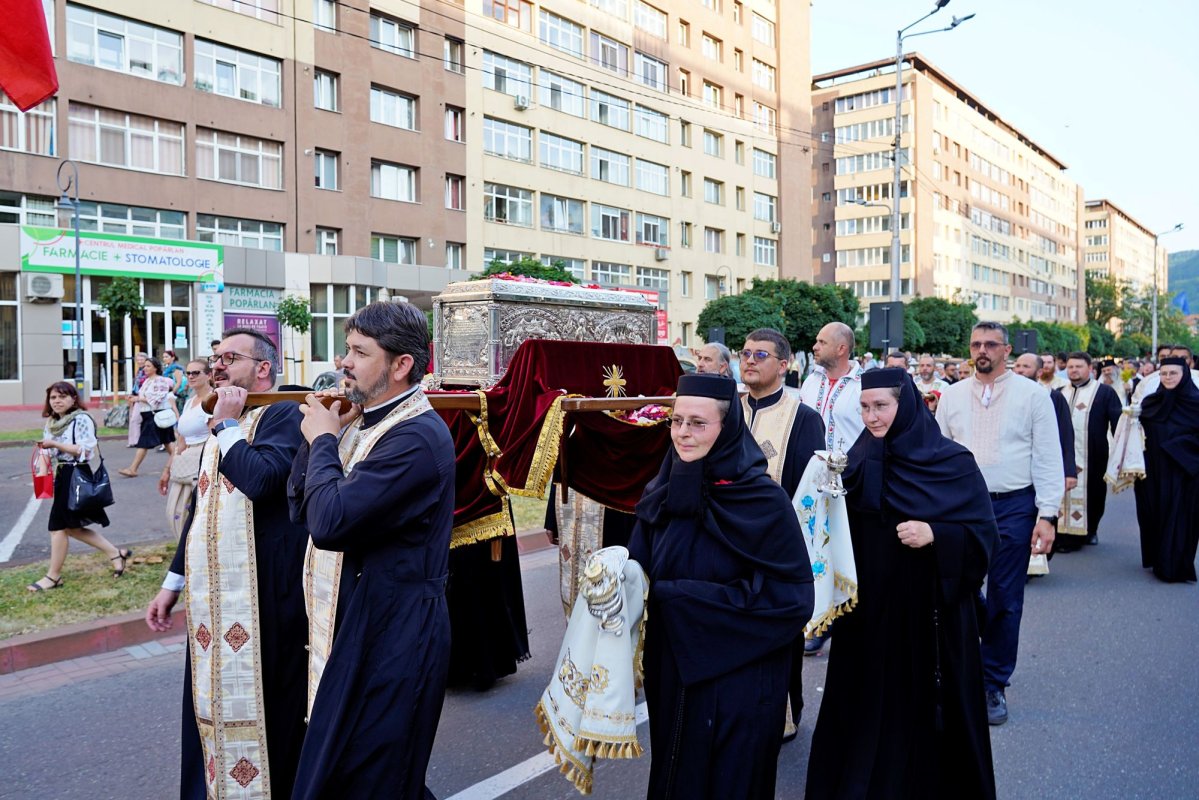 Procesiune de hramul orașului Piatra Neamț 335363