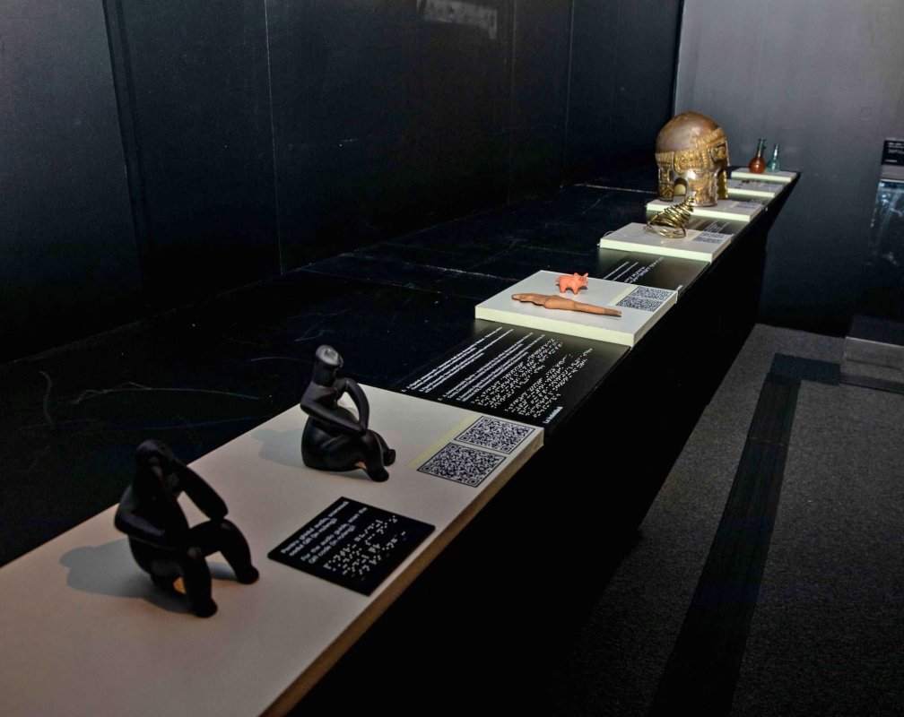 Replici după artefacte din toate epocile istorice 335325