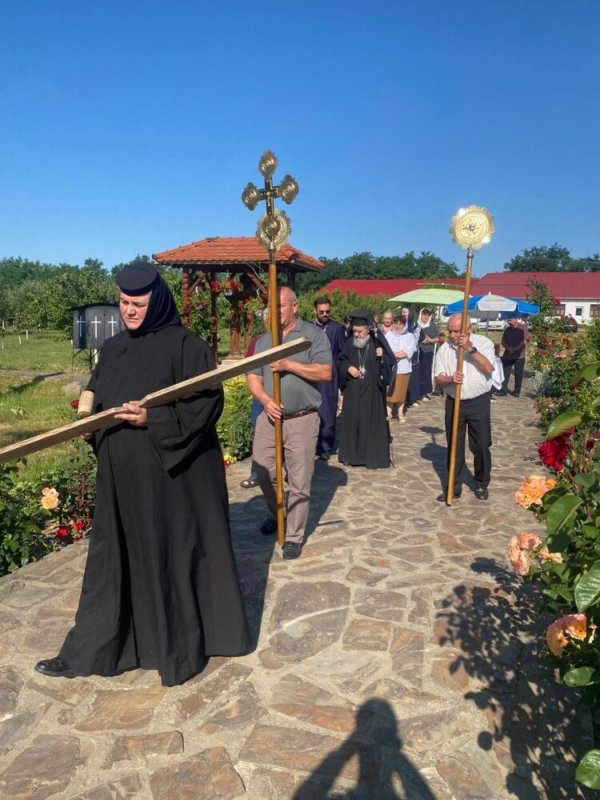 Sărbătoarea Schitului Tămand din județul Arad 335491