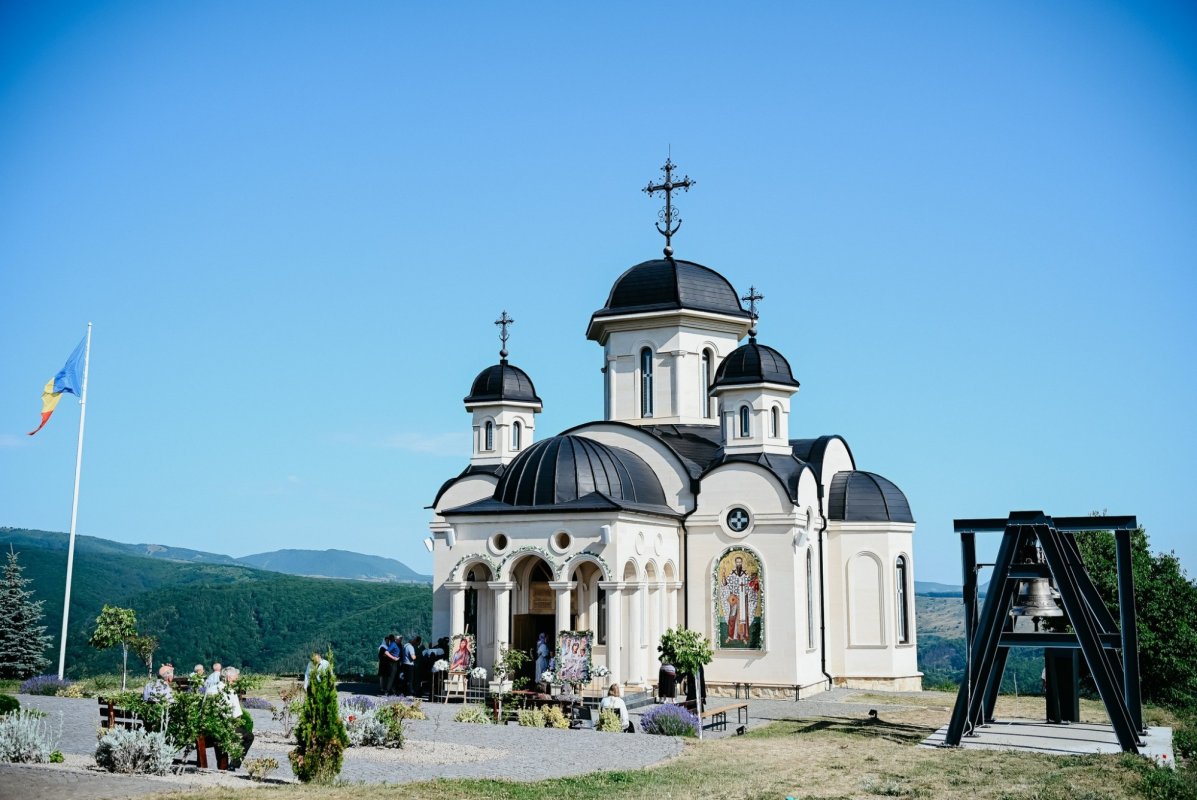 Hramul de vară al Mănăstirii Someșul Cald 335528