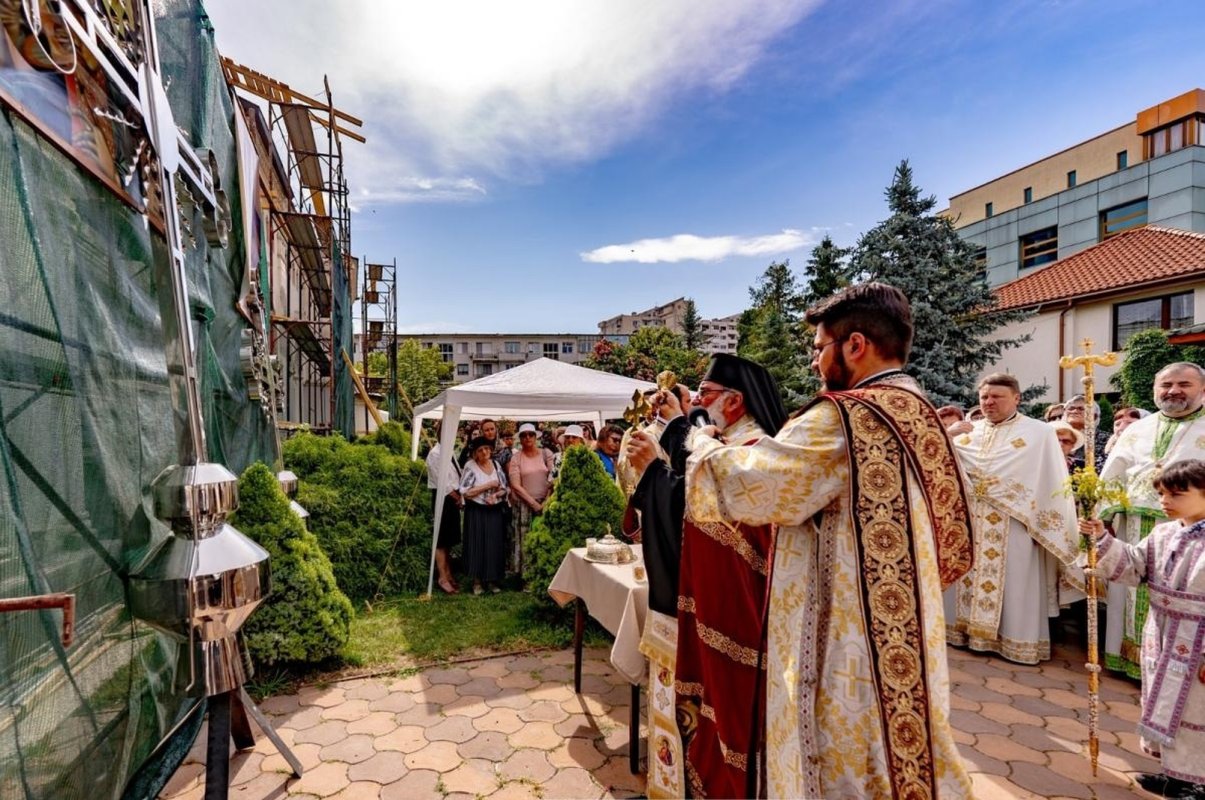 Evenimente duhovnicești la Parohia „Sfântul Ioan Botezătorul” din Bacău 335612