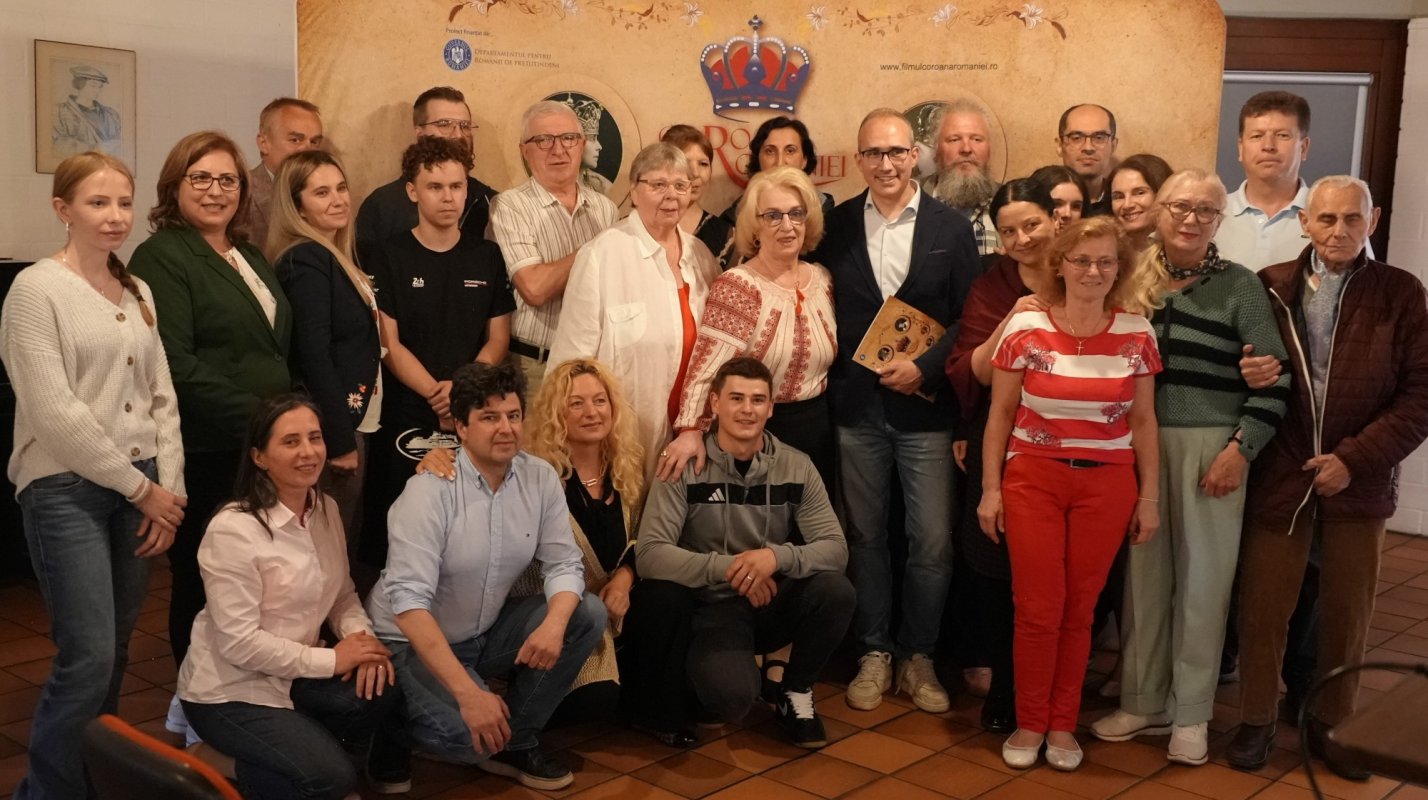 Peste 1.000 de persoane au vizionat, în Germania, filmul documentar „Coroana României” 335579