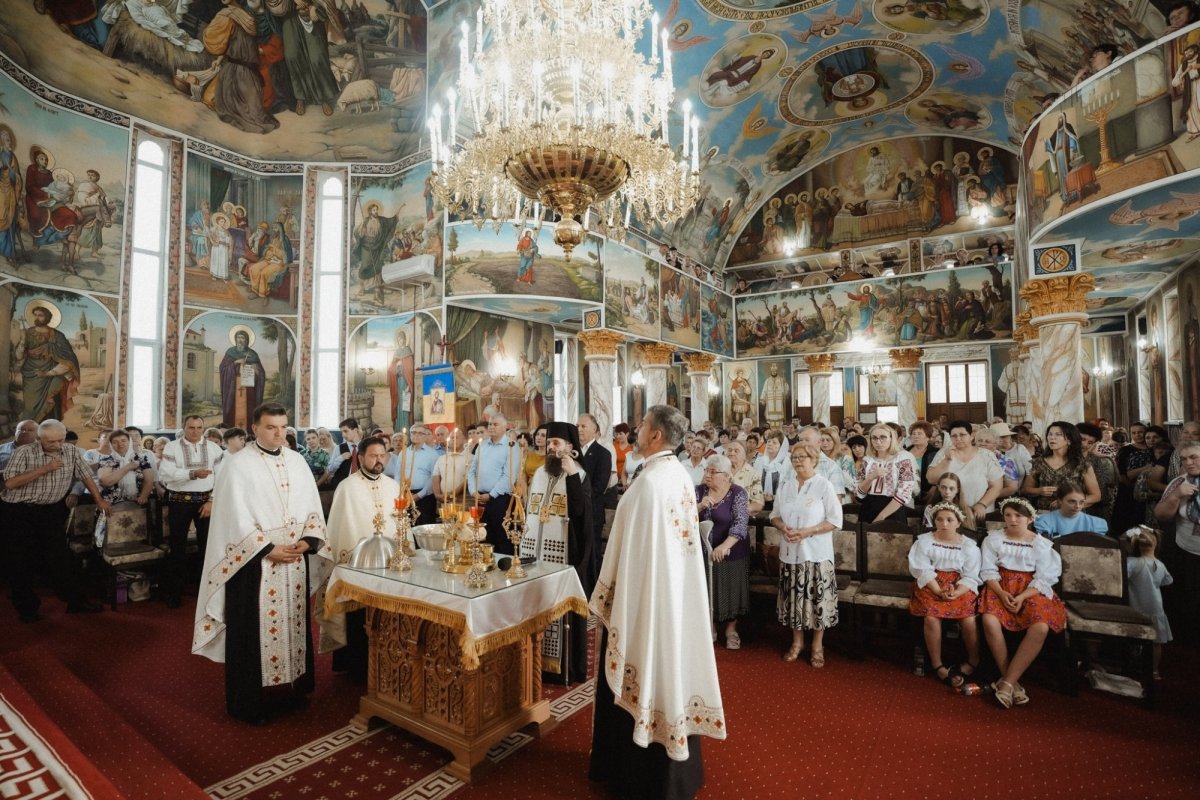 Popasuri de slujiri arhierești în Episcopia Sălajului 335594