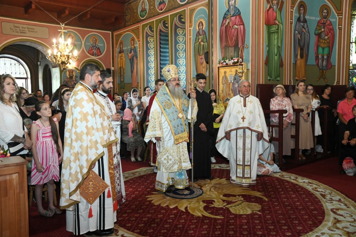 Binecuvântare și daruri pentru credincioși din Giurgiu 335817