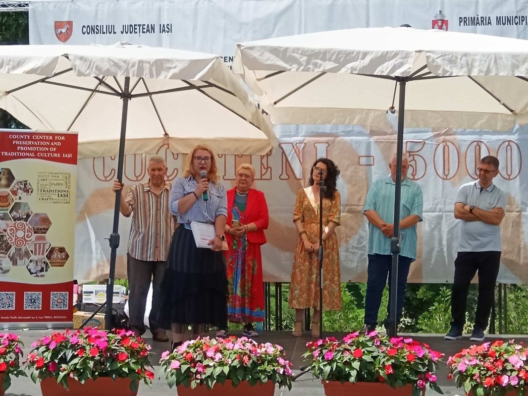 O reașezare a istoriei Târgului de Ceramică „Cucuteni 5000” 335870