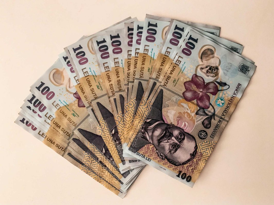 Dobânzi de până la 8,25% la Fidelis 335972