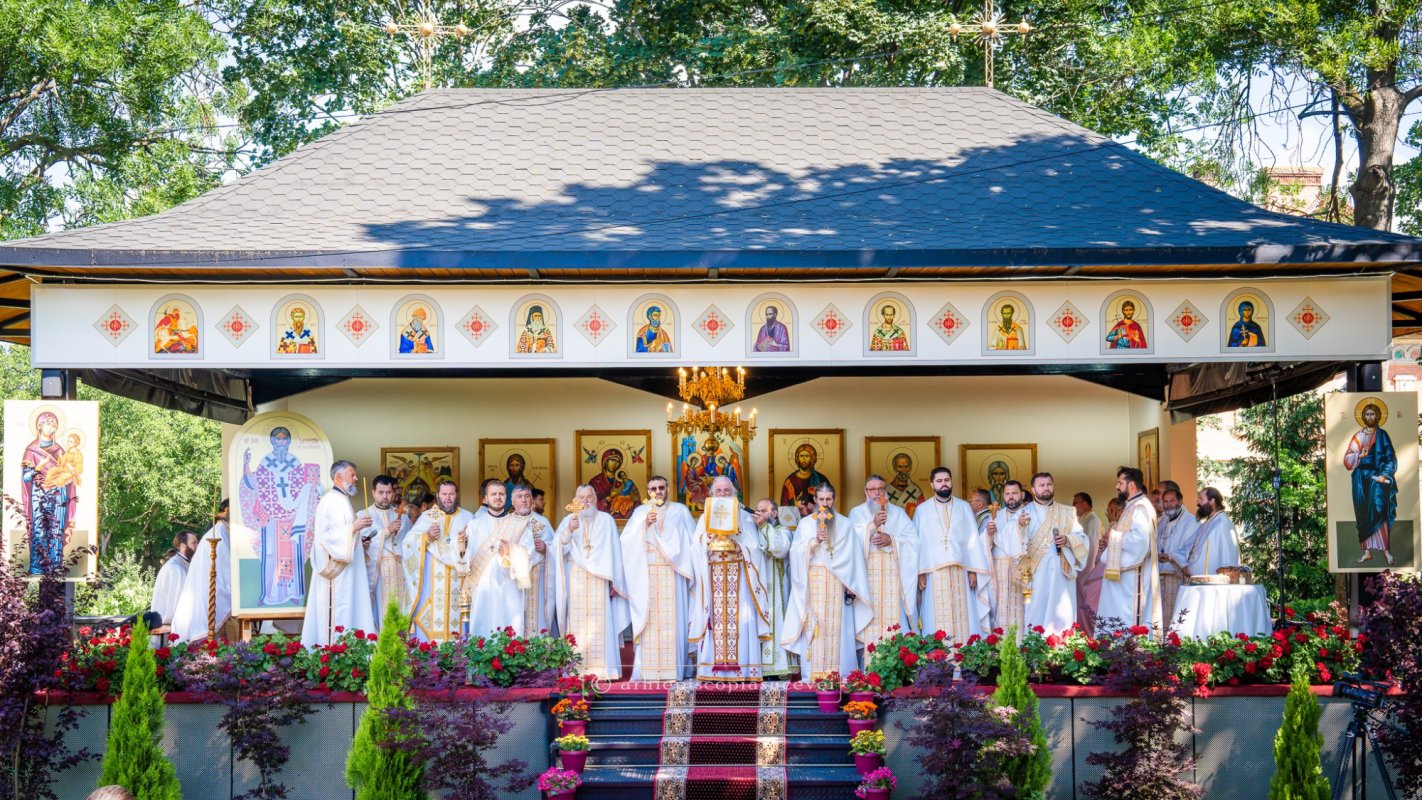 Sfântul Ierarh Leontie de la Rădăuți, prăznuit la Bogdana Mușatinilor 335999