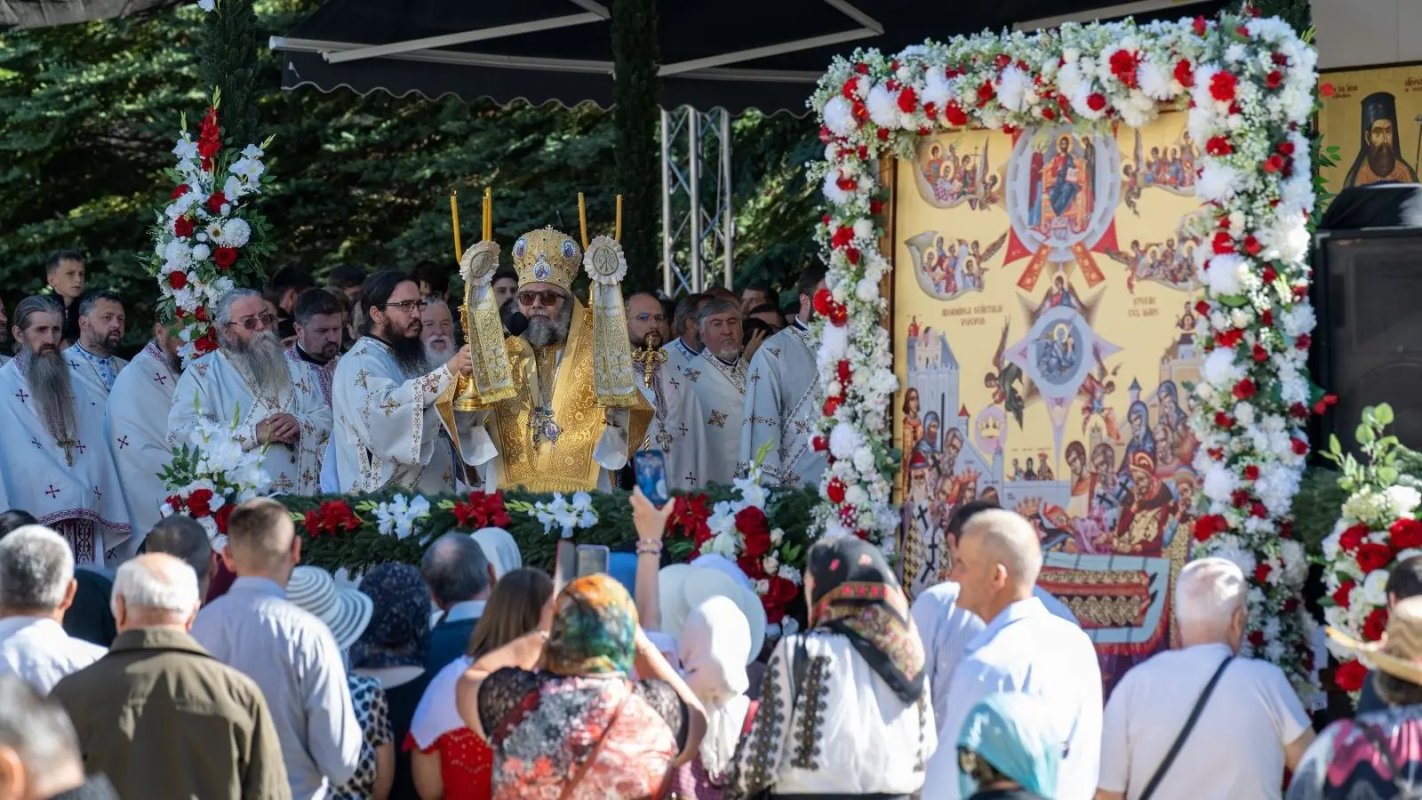 Sărbătoarea ctitorului Mănăstirii Putna, Binecredinciosul Voievod Ștefan cel Mare și Sfânt 336111