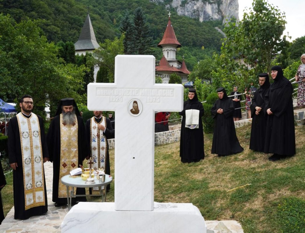 Inaugurarea chiliei memoriale a Sfântului Cuvios Dometie cel Milostiv de la Râmeț 336239