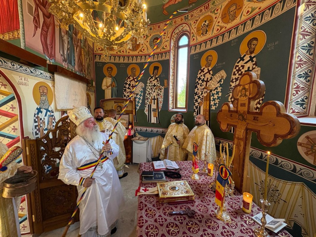 Biserica Parohiei Visag din Timiș a fost resfințită 336326