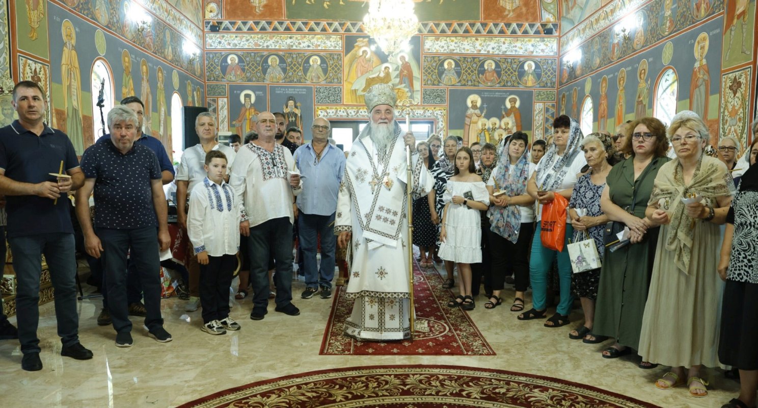 Împlinire și binecuvântare într-o parohie din Dolj  336355