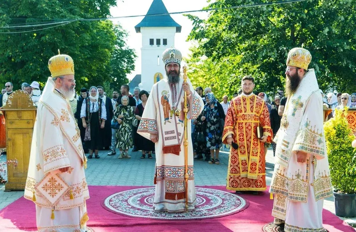 Cinstirea Sfintei Mari Mucenițe Chiriachi la Huși 336392