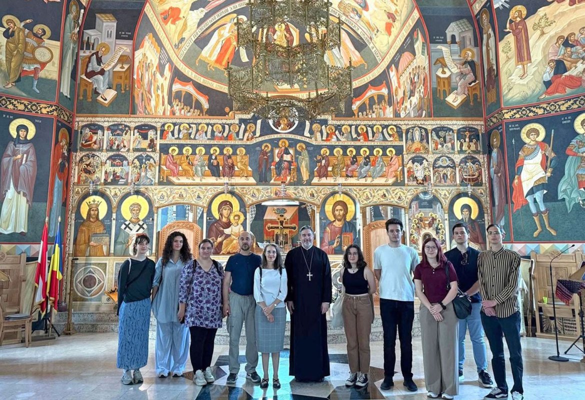 „O biserică ridicată din dor și nevoia de rădăcini” 336367