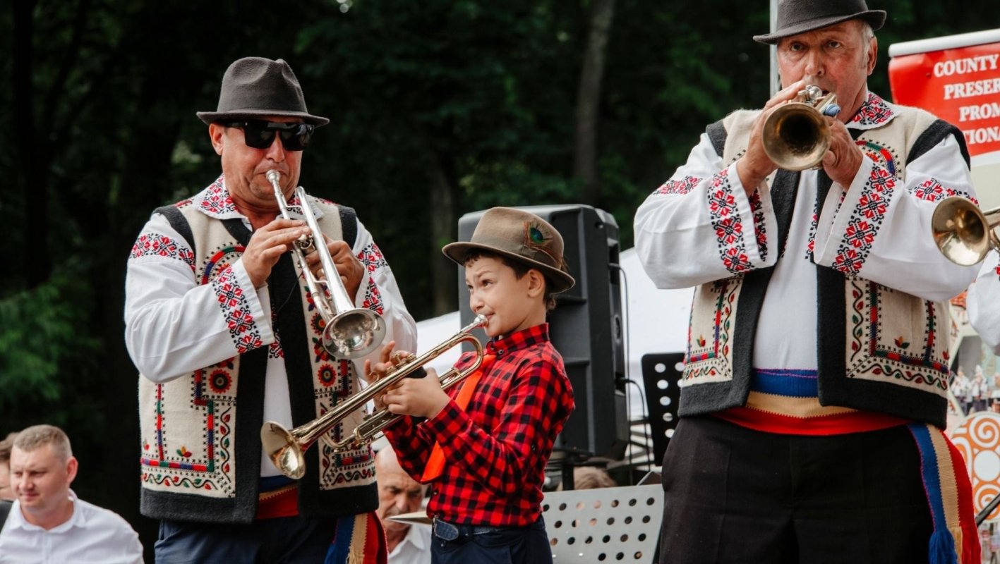 Muzica de fanfară, farmecul sărbătorilor în satele din Moldova 336455