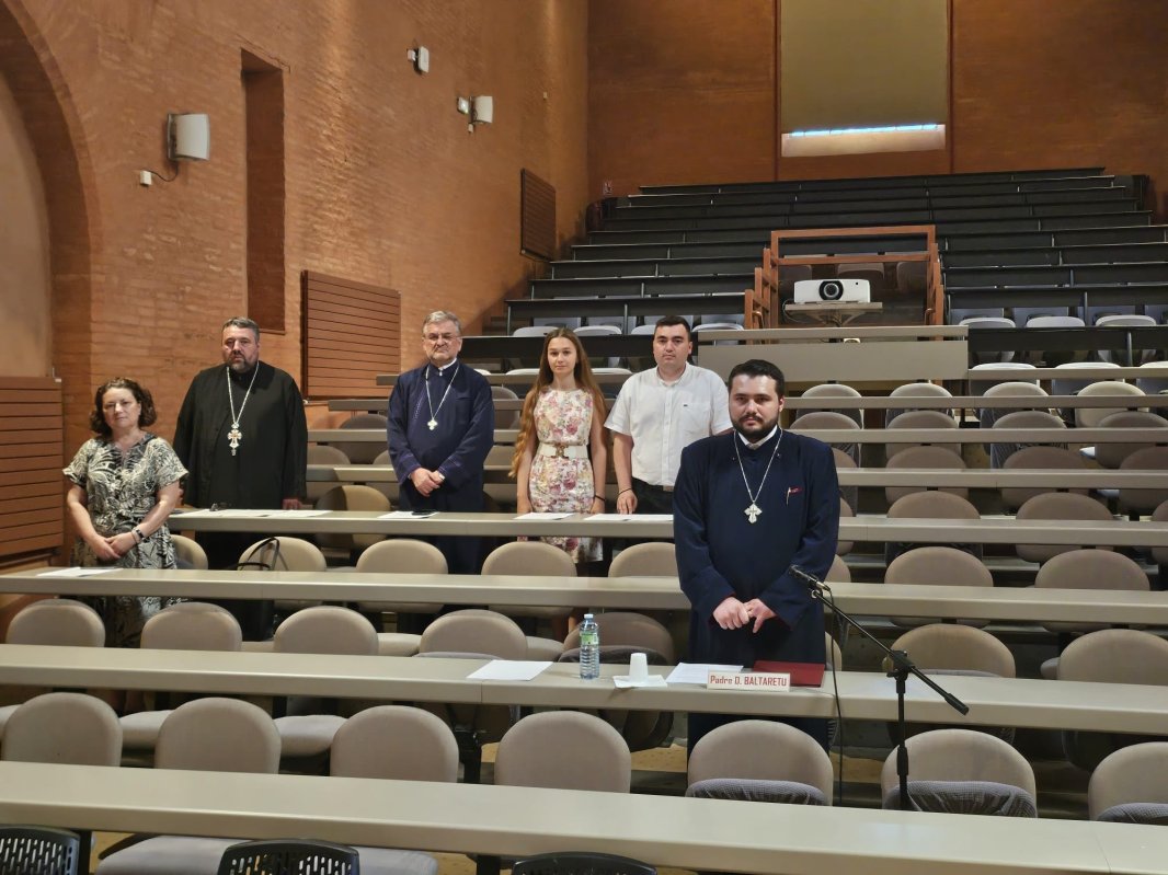 Un preot din diasporă a obținut titlul de doctor în drept canonic 336476