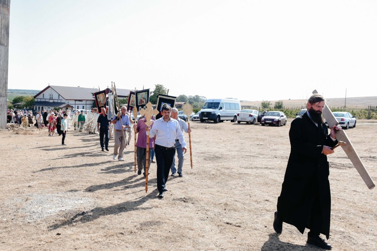 Evlavie și rugăciune către Sfinții Mucenici Epictet și Astion în Episcopia Tulcii 336594