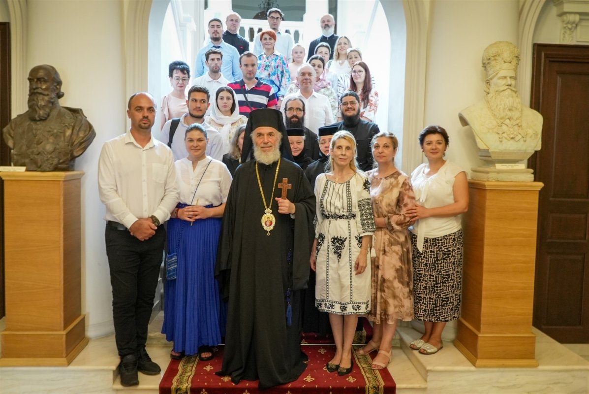 Examene pentru studenţii şi masteranzii teologi din Galaţi 336576