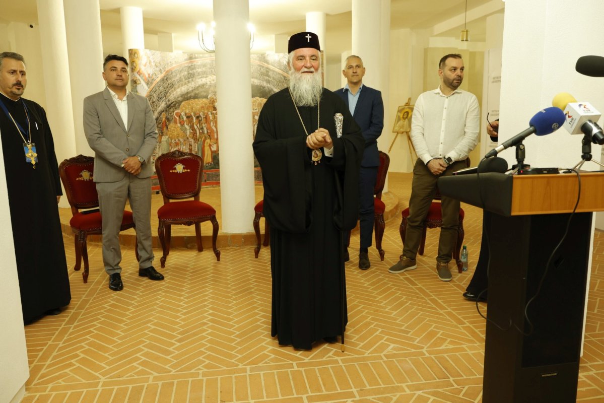 Lucrările simpozionului internațional de teologie din Craiova continuă 336596