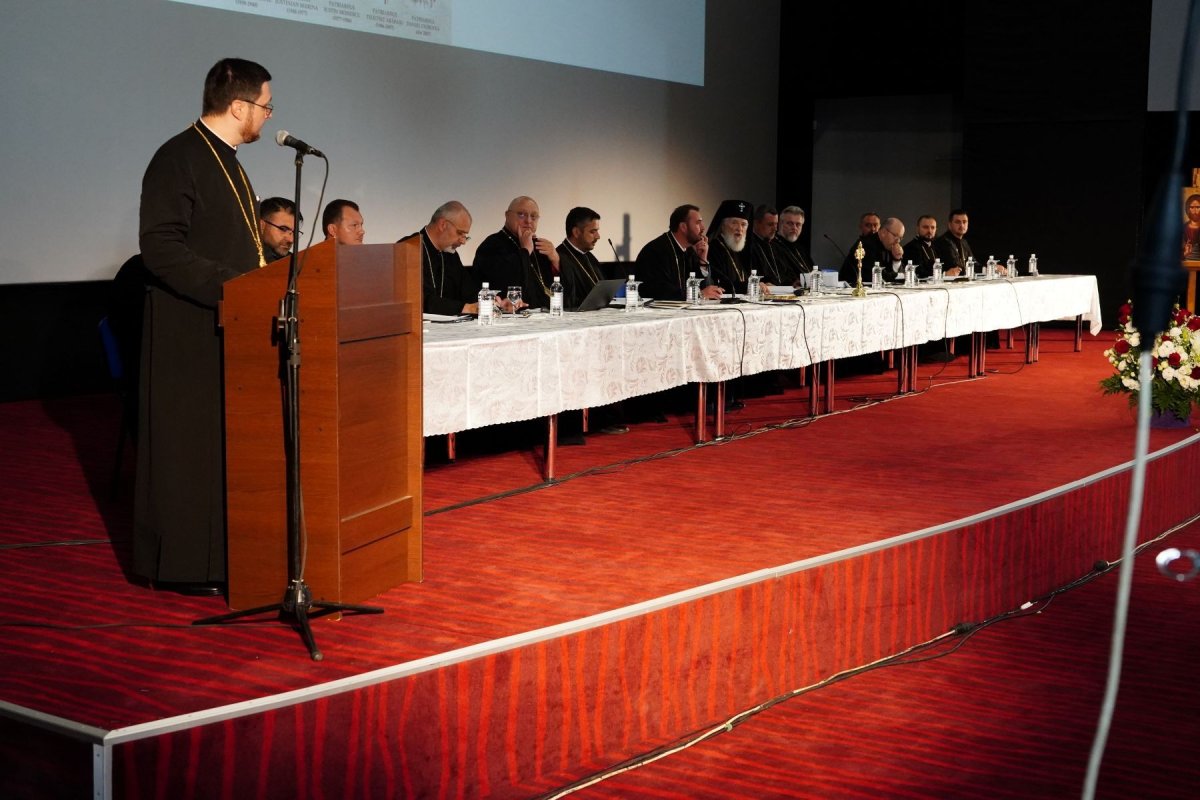 Conferinţa pastoral-misionară semestrială la Târgoviște 336649