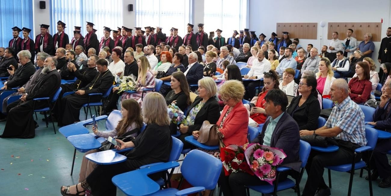 Festivitatea de absolvire la Facultatea de Teologie Ortodoxă din Alba Iulia 336645