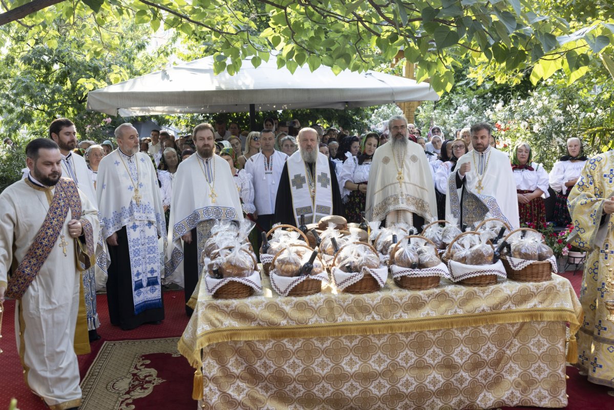 Icoana Maicii Domnului „Prodromița” cinstită la Paraclisul Catedralei Naționale 336713