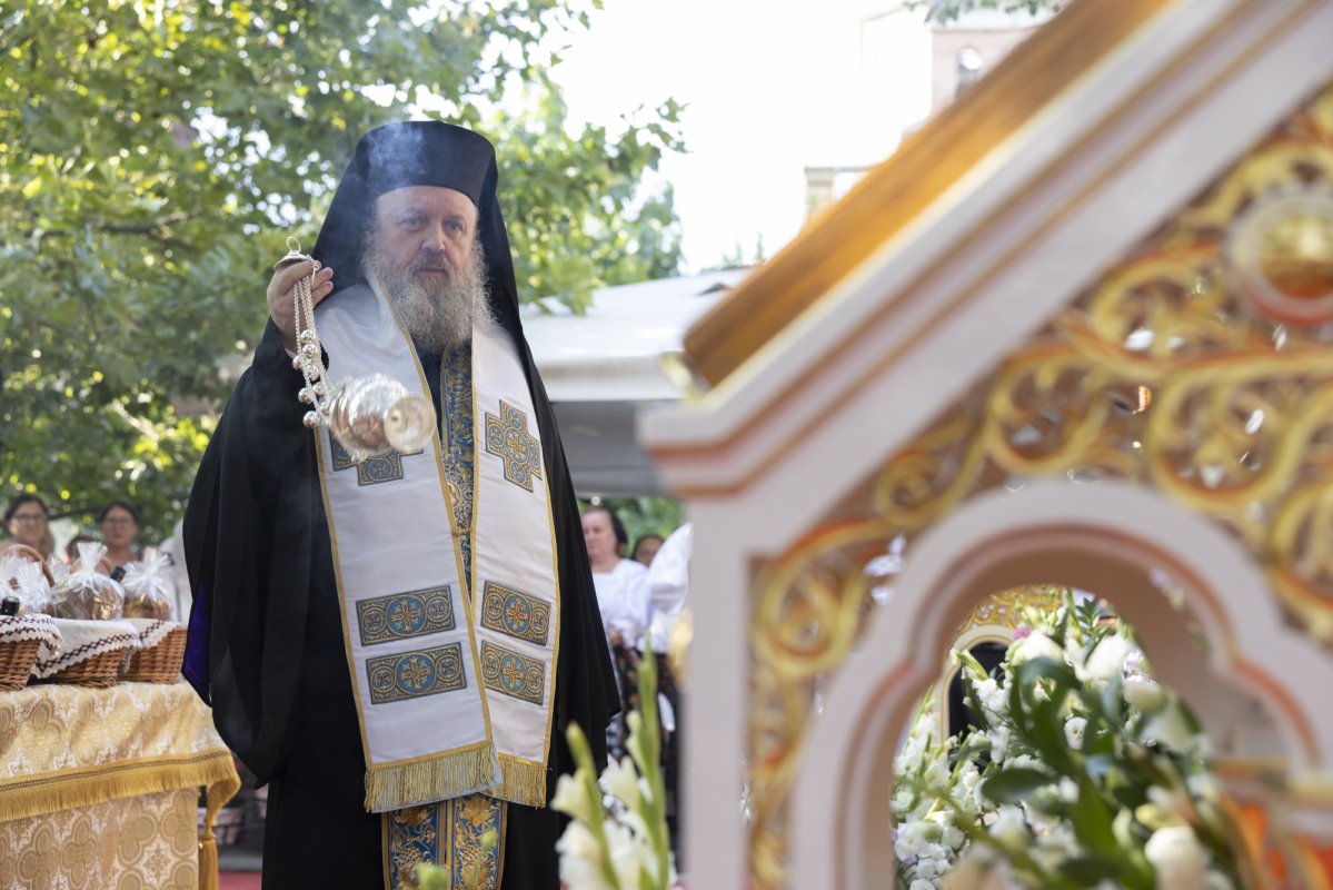 Icoana Maicii Domnului „Prodromița” cinstită la Paraclisul Catedralei Naționale 336715