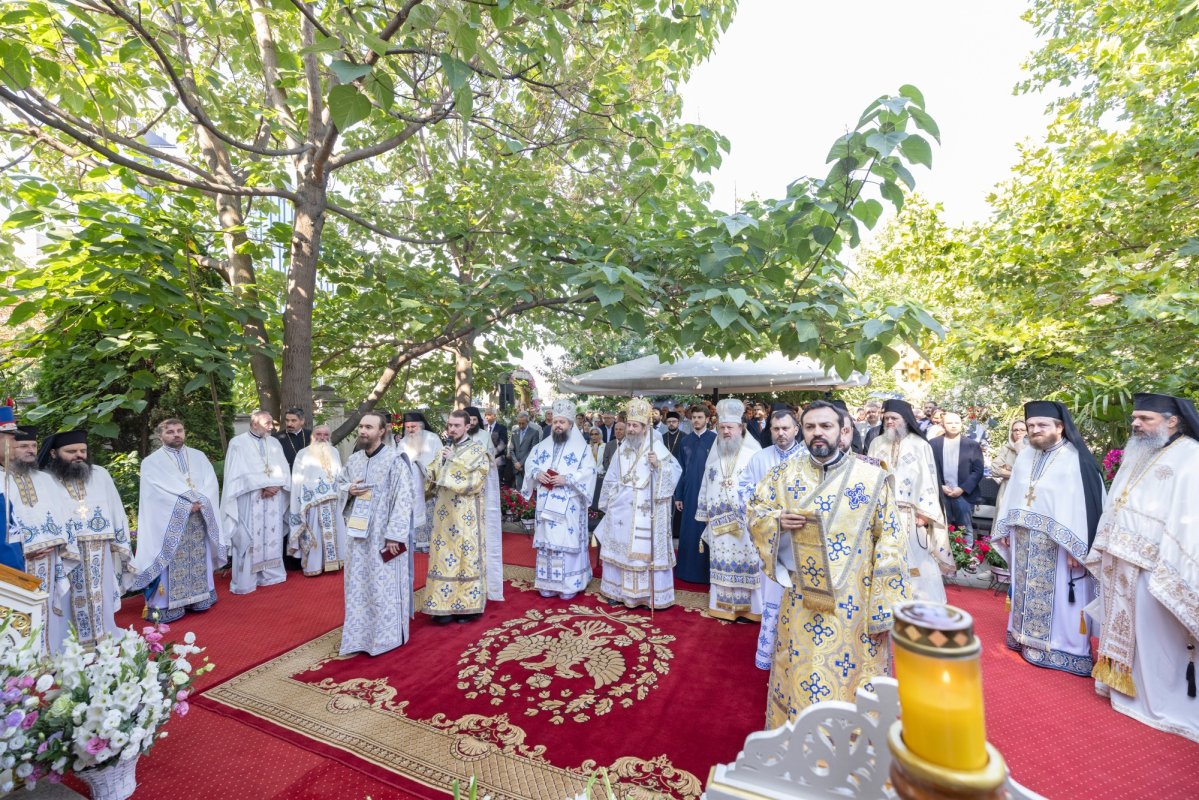 Cinstirea Icoanei Maicii Domnului „Prodromița” în București 336726