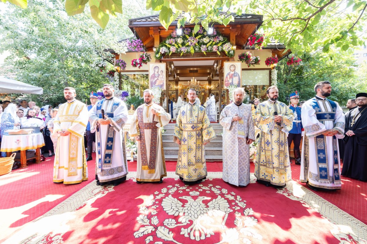 Cinstirea Icoanei Maicii Domnului „Prodromița” în București 336752