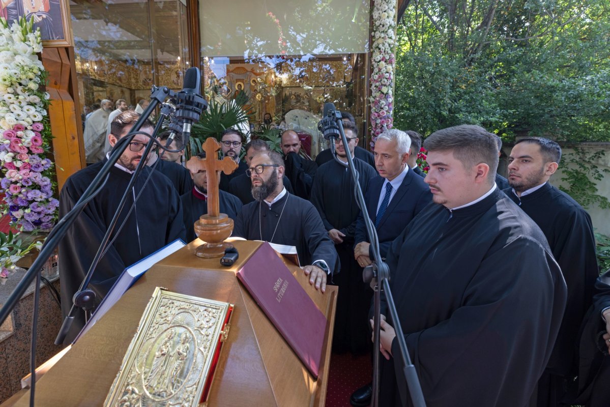 Cinstirea Icoanei Maicii Domnului „Prodromița” în București 336753