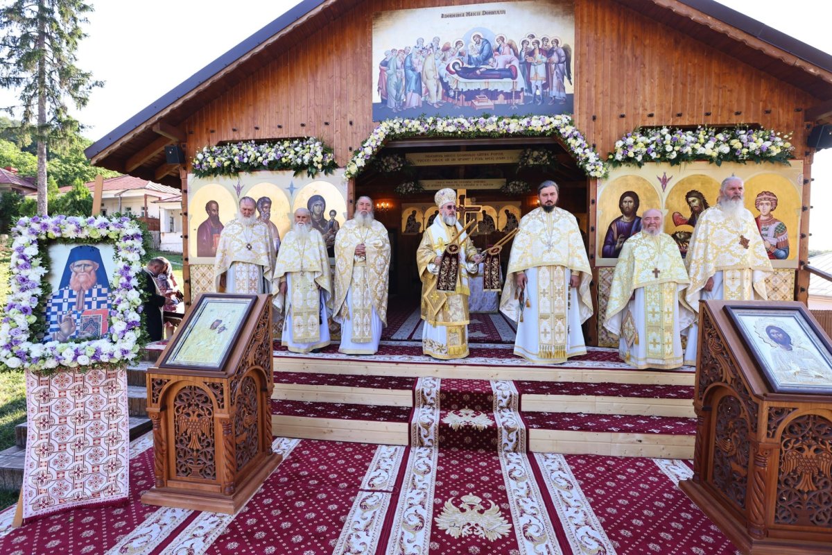 Bucurie duhovnicească la Mănăstirea Ciolanu din județul Buzău 336930