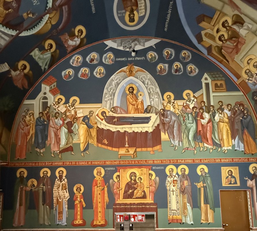 Finalizarea lucrărilor de pictură de la Catedrala românească din Madrid 336935