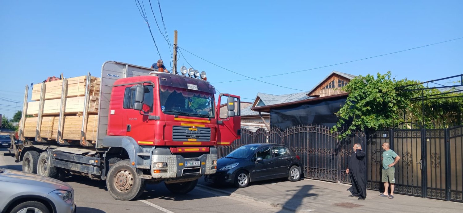 Ajutor oferit unor familii afectate de incendiu în municipiul Brăila 337000