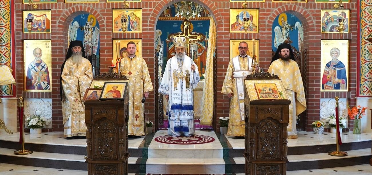 Liturghie arhierească la Mănăstirea „Hristos Pantocrator” din Alba Iulia 336969