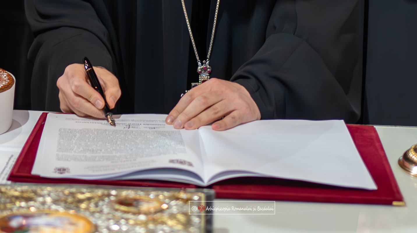 Slujba de ipopsifiere a noului Episcop‑vicar al Arhiepiscopiei Romanului și Bacăului 337312