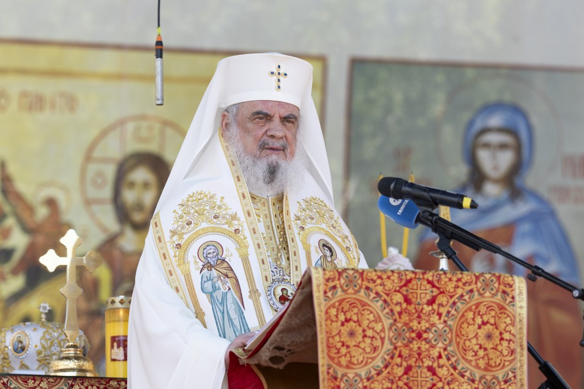 Înnoirea bisericii istorice aduse din Transilvania în județul Prahova 337323