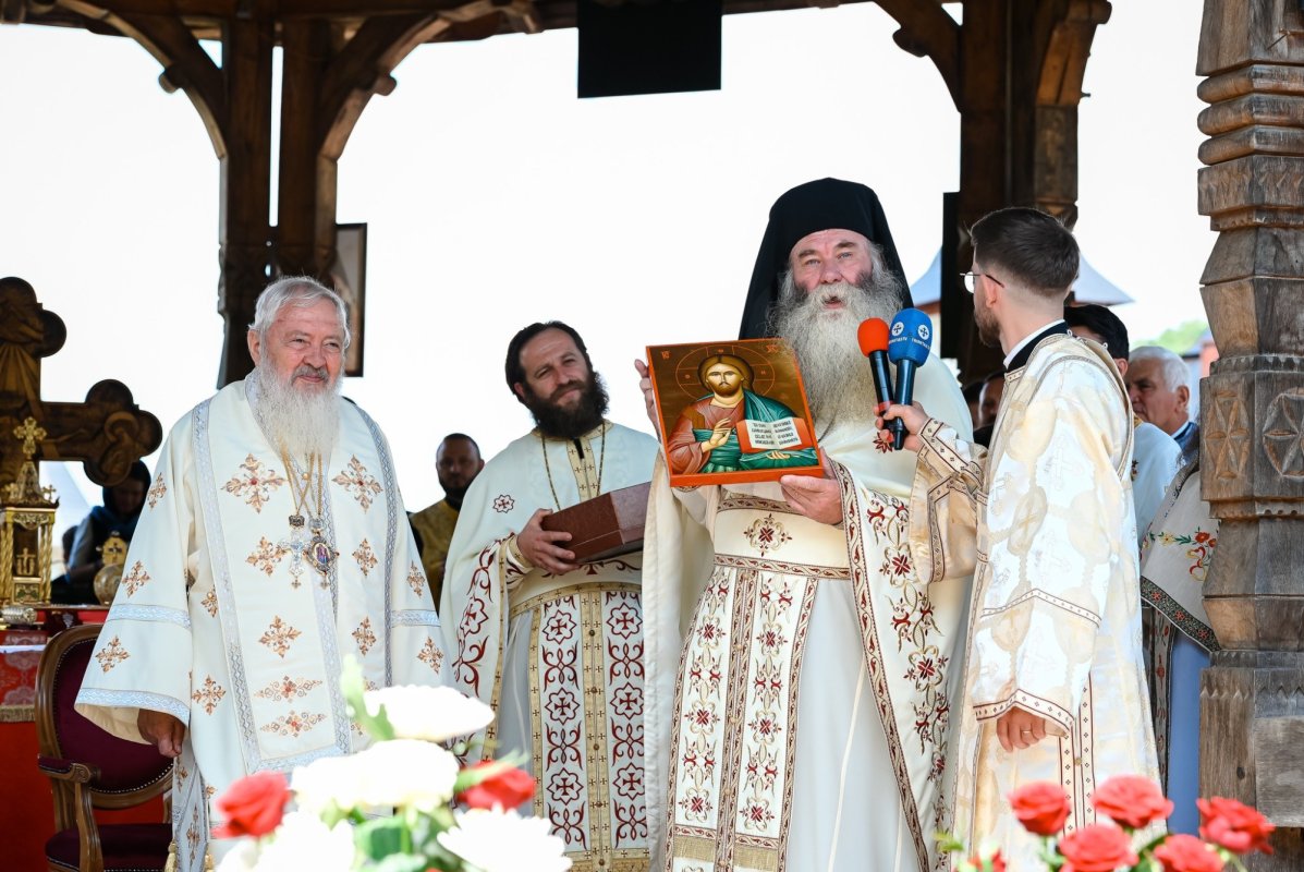 Hramul mănăstirii de la Nușeni, judeţul Bistriţa‑Năsăud 337391