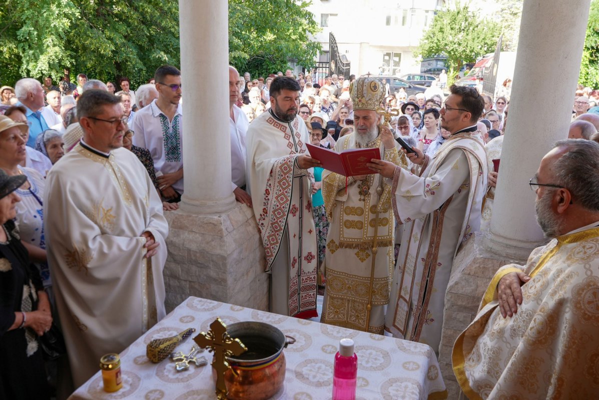 Sfințirea picturii unei biserici ocrotite de Sfântul Proroc Ilie 337413