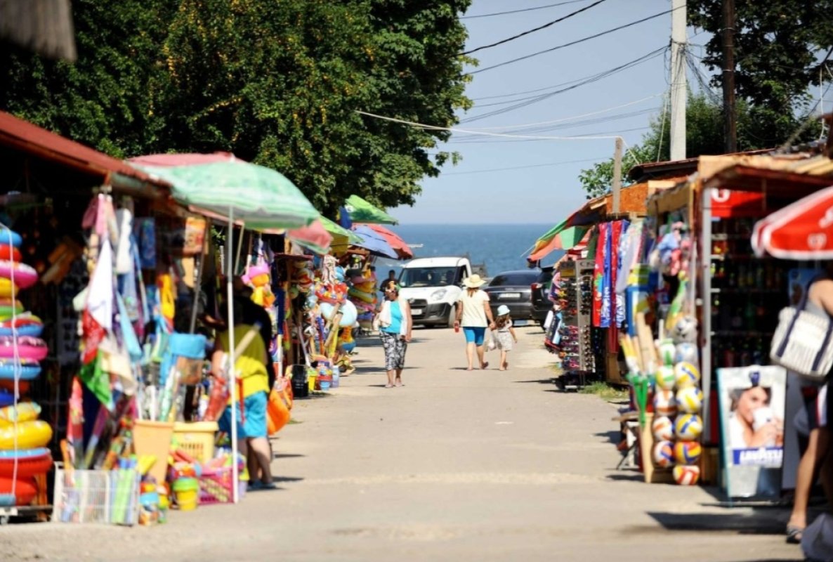 Sute de amenzi şi avertismente pe litoral 337477