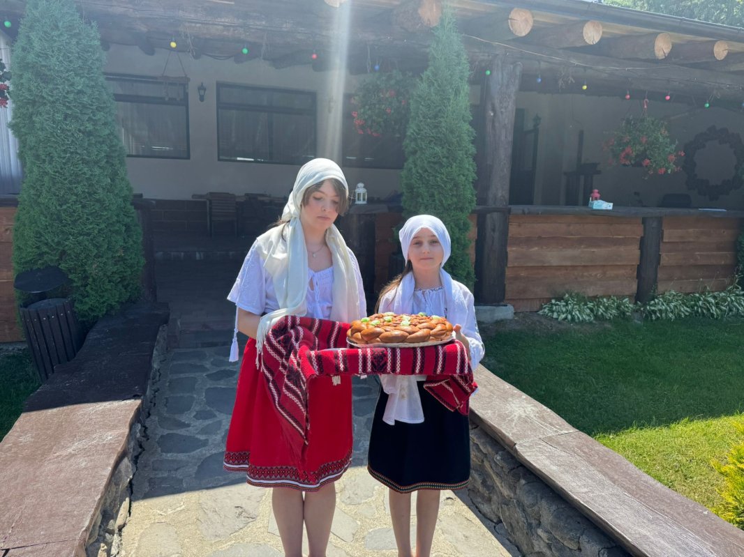 Tabăra internaţională la Sâmbăta de Sus, judeţul Braşov 337586