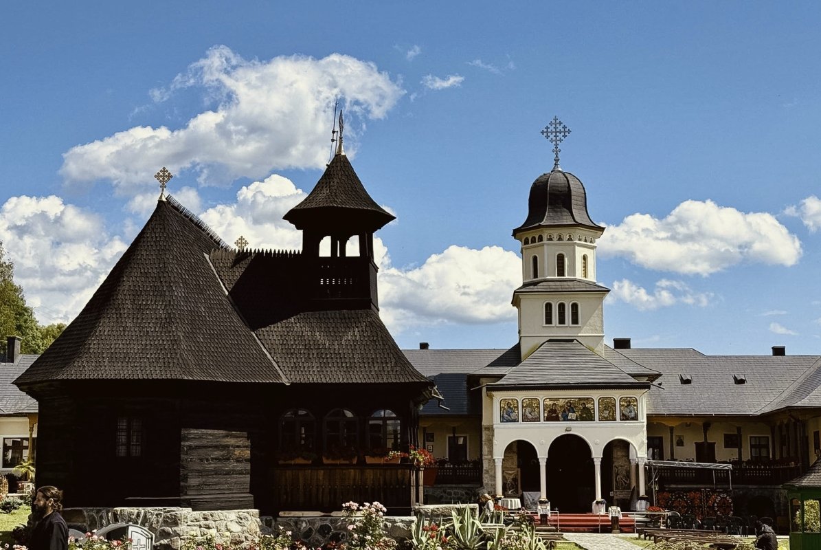 Sărbătoare la Mănăstirea „Sfântul Proroc Ilie” din Toplița 337616