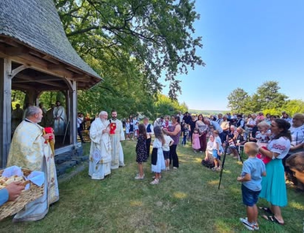 Hramul Mănăstirii din Oarța de Sus, Maramureş 337677